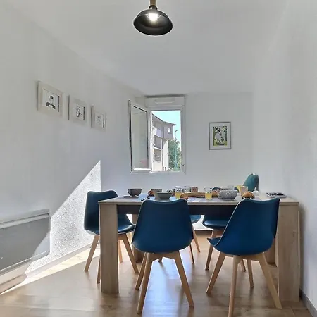 Inclus - Plein Centre - Netflix - Moontown Luneville