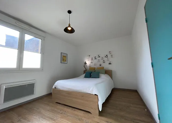 Inclus - Plein Centre - Netflix - Moontown